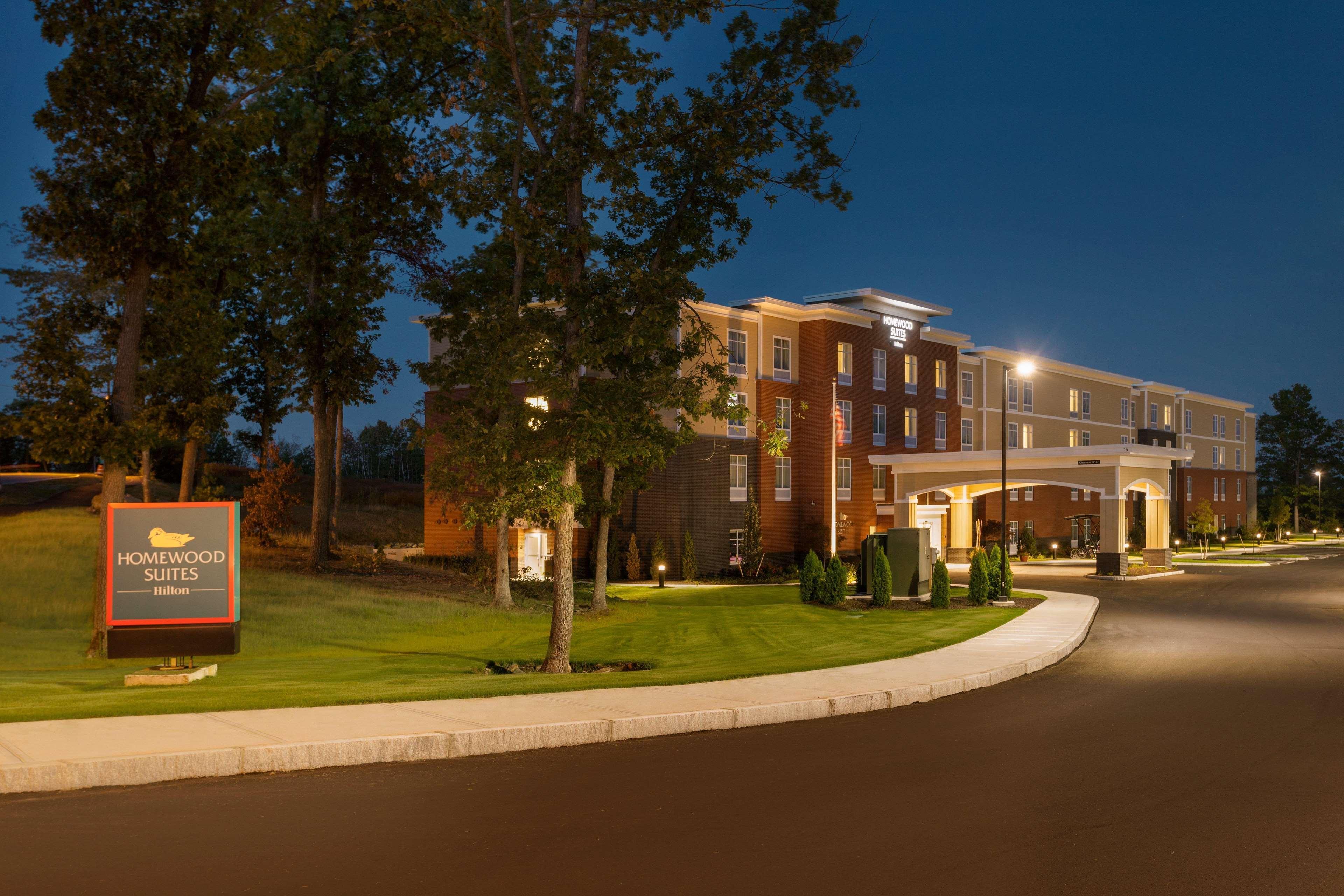 Homewood Suites By Hilton Gateway Hills Нашуа Екстериор снимка