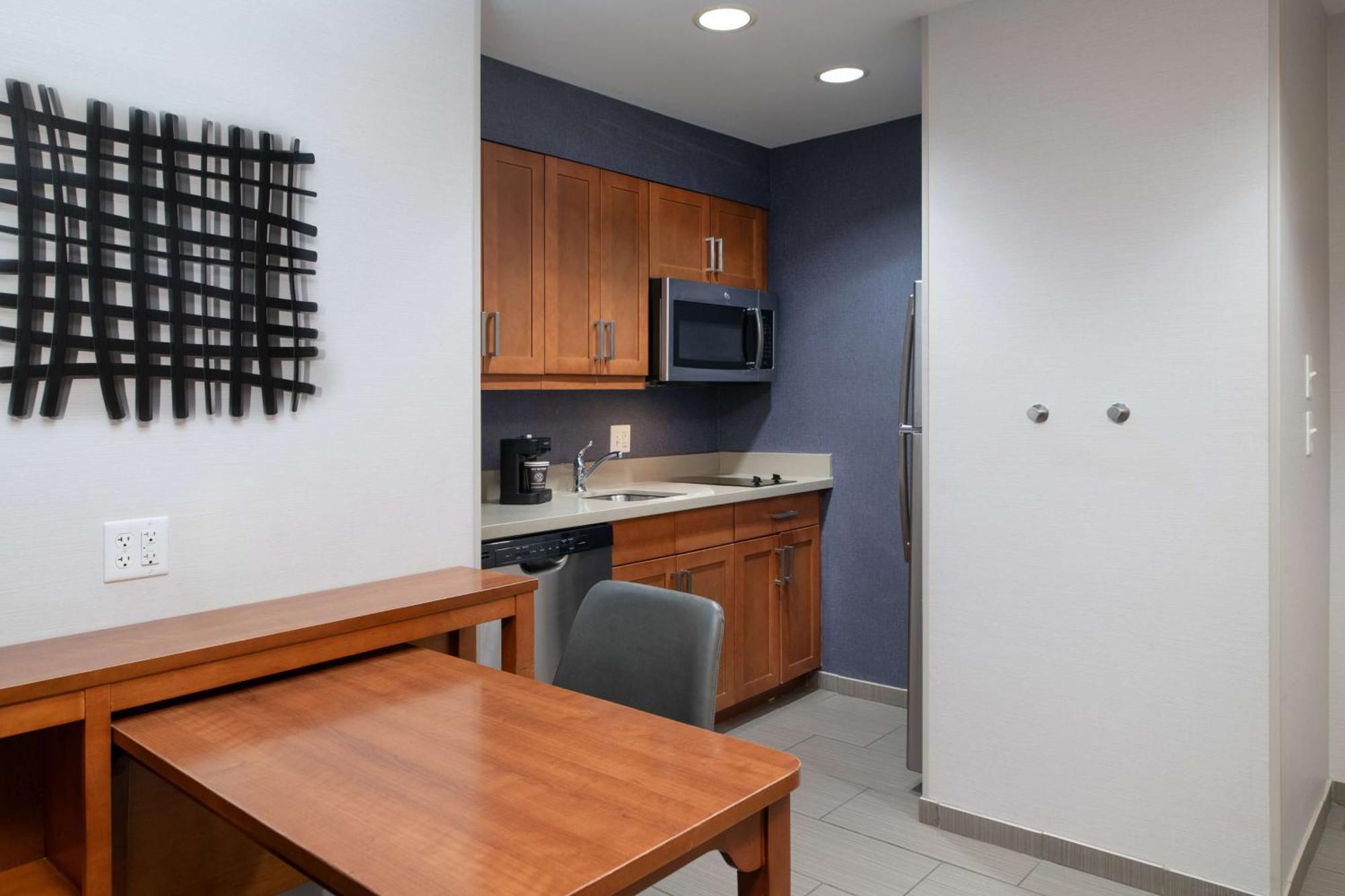 Homewood Suites By Hilton Gateway Hills Нашуа Екстериор снимка