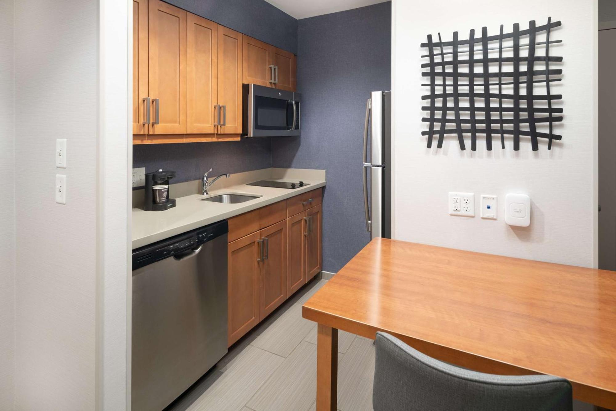 Homewood Suites By Hilton Gateway Hills Нашуа Екстериор снимка