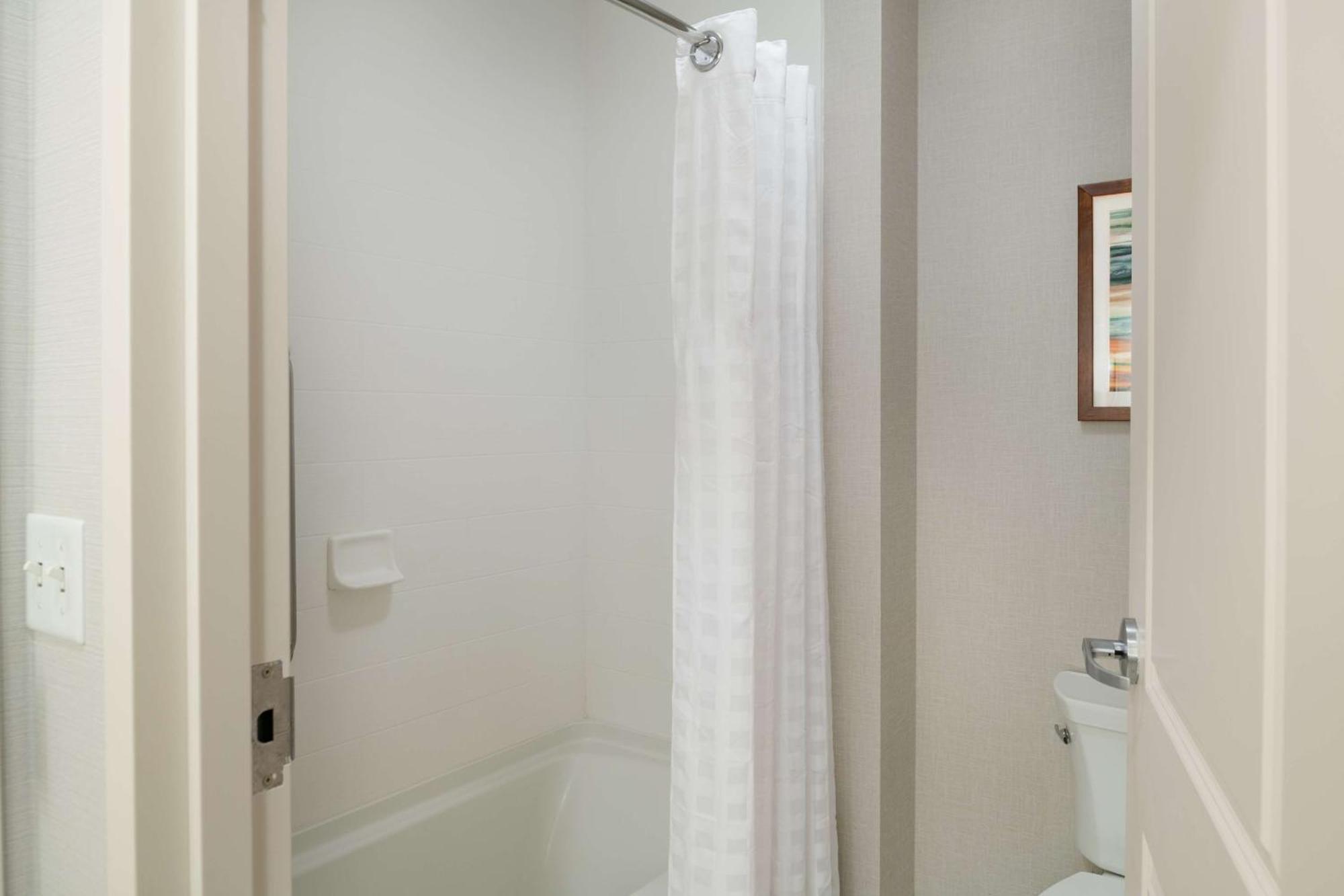 Homewood Suites By Hilton Gateway Hills Нашуа Екстериор снимка